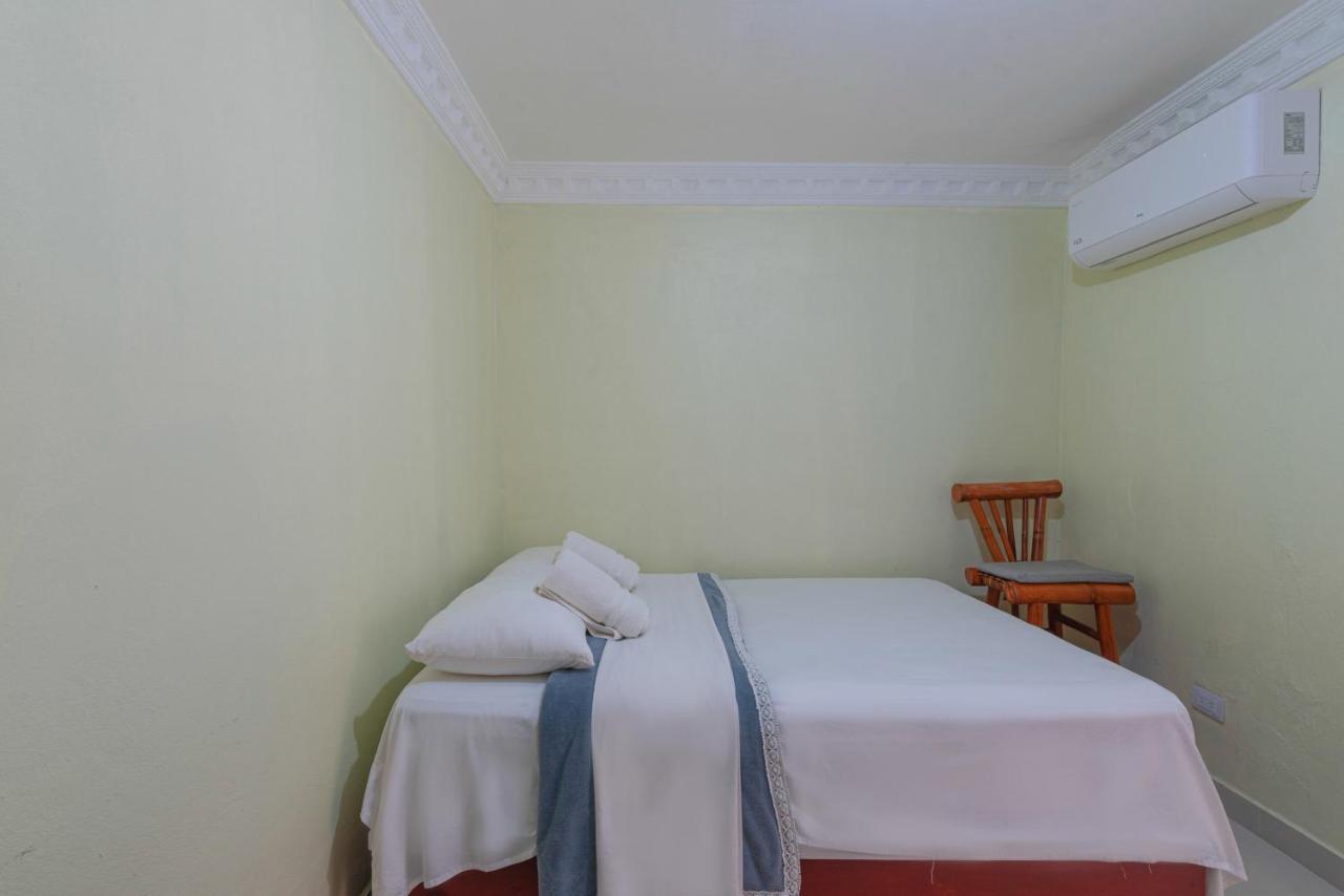 Bnb Tropical Island Aparthotel - Corales Del Sur - Santo Domingo Este Zewnętrze zdjęcie